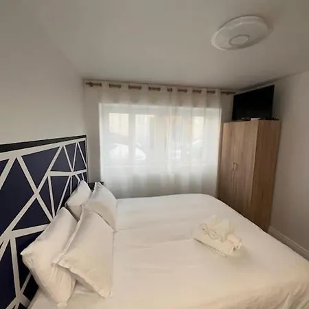 Studio 3 Au Coeur De * 페리괴